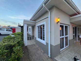 3 Bedroom Property for Sale in Beacon Bay Eastern Cape